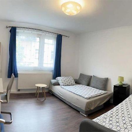 Duesseldorf Messe And Airport, 2-Bedroom Apartment With Kitchen And Garden Duisburg Kültér fotó